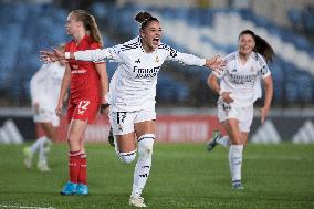 Real Madrid CF v FC Twente - UEFA Women's Champions League 2024/25 Group Stage MD3