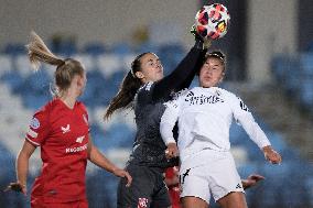 Real Madrid CF v FC Twente - UEFA Women's Champions League 2024/25 Group Stage MD3