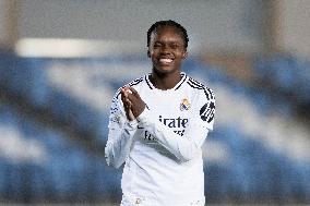 Real Madrid CF v FC Twente - UEFA Women's Champions League 2024/25 Group Stage MD3