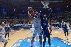 BASKET - Serie A2 - Acqua S. Bernardo Cantu vs Fortitudo Bologna