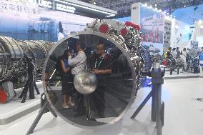 Russia's 117s Vector-thrust Aero Engine at the 2024 Zhuhai Air S