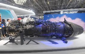 Russia's 117s Vector-thrust Aero Engine at the 2024 Zhuhai Air S