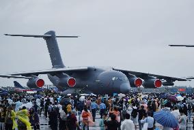 Spectators Watch Air Show at the Zhuhai Air Show