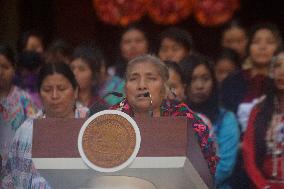 Claudia Sheinbaum, President Of Mexico, Announces The Next Meeting Of Mexican Textile Art At The Los Pinos Cultural Complex