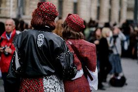 PFW - Vivienne Westwood Street Style