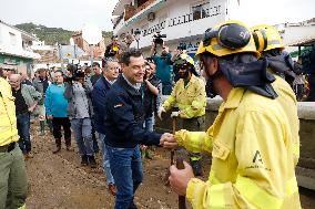 Juanma Moreno visits the municipality of Benagarmosa Malaga