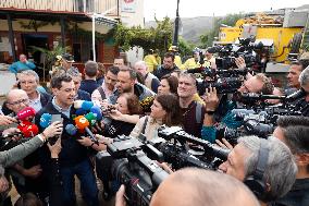 Juanma Moreno visits the municipality of Benagarmosa Malaga