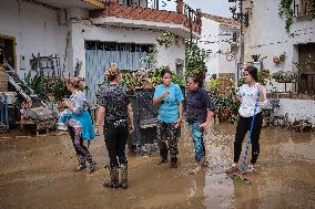 Houses And Businesses Near The Río Benamargosa Have Flooded.