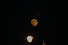 Moon Rises In Srinagar