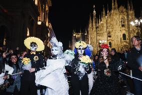 The Mexican Parade For The Dia De Muertos Celebrations In Milan