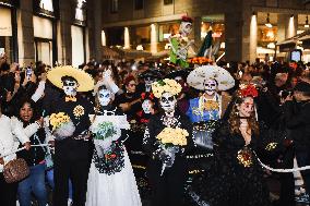 The Mexican Parade For The Dia De Muertos Celebrations In Milan