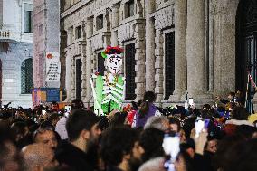 The Mexican Parade For The Dia De Muertos Celebrations In Milan