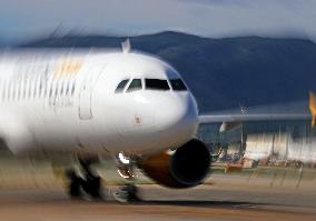 Barcelona airport aircraft on the runway