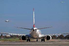 Barcelona airport aircraft on the runway