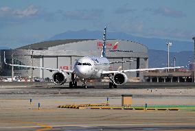 Barcelona airport aircraft on the runway