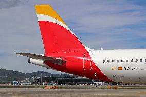 Barcelona airport aircraft on the runway