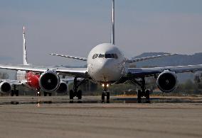 Barcelona airport aircraft on the runway