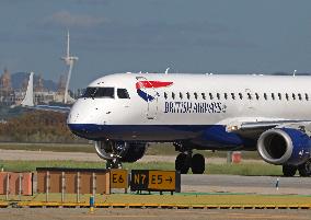 Barcelona airport aircraft on the runway