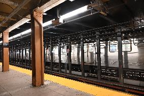 35-year-old Man Slashed On An MTA Subway Platform In The Inwood Section Of Manhattan New York City