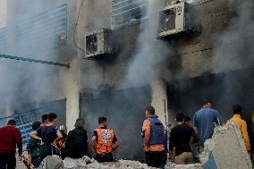 Israeli Army Torches School - Gaza