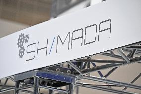 Shimada Machine Tools signage, logo