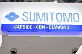 Sumitomo Electric Industries signboard, logo