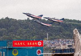 August 1st Flying Team of the Chinese Ai at 2024 Zhuhai Air Show