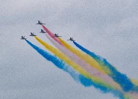 August 1st Flying Team of the Chinese Ai at 2024 Zhuhai Air Show