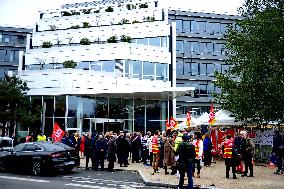 Press Conference in Front of Sanofi Gentilly Against the Closure of The Site