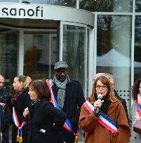 Press Conference in Front of Sanofi Gentilly Against the Closure of The Site