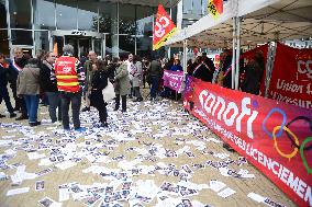 Press Conference in Front of Sanofi Gentilly Against the Closure of The Site