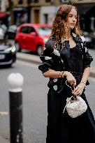 PFW - Akris Street Style