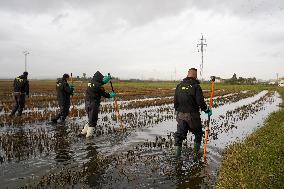 Guardia Civil Continues Search For 16 Missing People - Spain