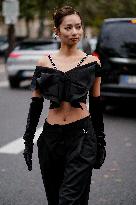 PFW - Shiatzi Chen Street Style