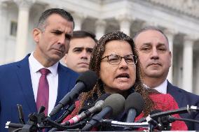 DC: Rep Barragan hold a CHC new members press conference