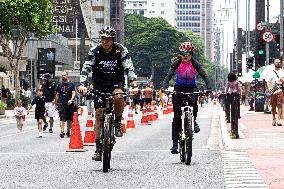 Avenida Paulista Open To Pedestrians This Friday (November 15)