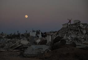 Full Beaver Moon In Gaza, Palestine