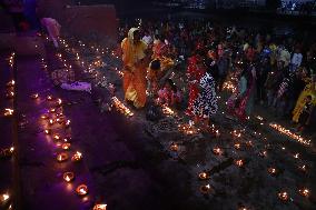 Dev Deepawali Celebration In India, Kolkata - 15 Nov 2024