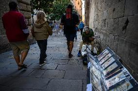 Daily Life In Downtown Barcelona, Spain