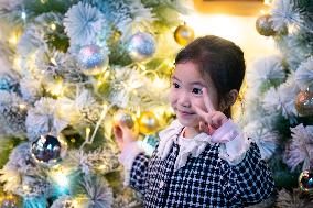 A 17-meter-high LED Christmas Tree in Chongqing