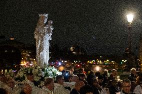 Notre Dame's Virgin Mary Statue Returned To Cathedral - Paris