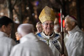 Notre Dame's Virgin Mary Statue Returned To Cathedral - Paris