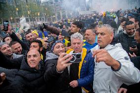 Clashes Erupt Between Israeli And Dutch Fans - Amsterdam