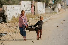 Daily Life In War Time - Gaza