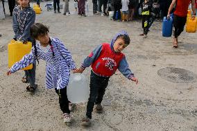 Daily Life In War Time - Gaza