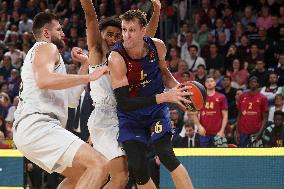 FC Barcelona v Paris Basketball - Turkish Airlines EuroLeague