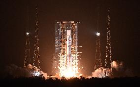 China Launches Cargo Spacecraft Tianzhou-8