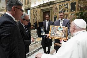 Pope Receives The Members of Artisans Confederation - Vatican