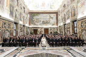 Pope Receives The Members of Artisans Confederation - Vatican