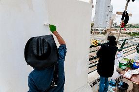 Tribute to the victims of the DANA Storm on Solidarity Bridge - Valencia